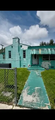 1771 NW 48th Street Miami FL 33142