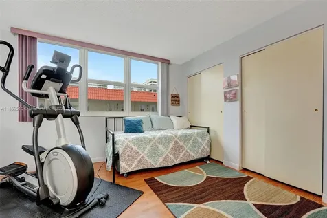 3113 S Ocean Drive Hallandale Beach FL 33009