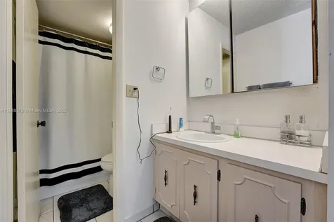 3113 S Ocean Drive Hallandale Beach FL 33009