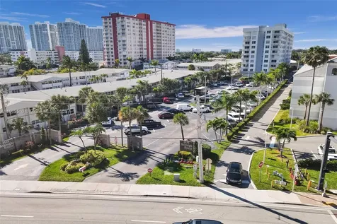 3113 S Ocean Drive Hallandale Beach FL 33009