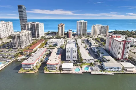 3113 S Ocean Drive Hallandale Beach FL 33009