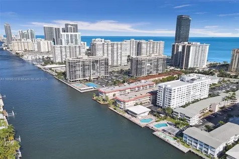 3113 S Ocean Drive Hallandale Beach FL 33009