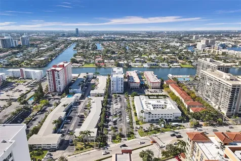 3113 S Ocean Drive Hallandale Beach FL 33009