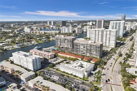 3113 S Ocean Drive Hallandale Beach FL 33009