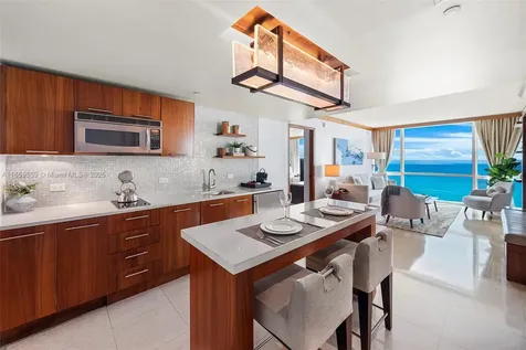 Miami Beach FL 33141