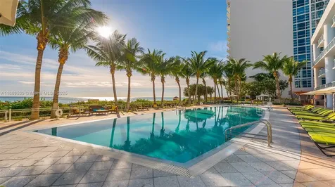 Miami Beach FL 33141