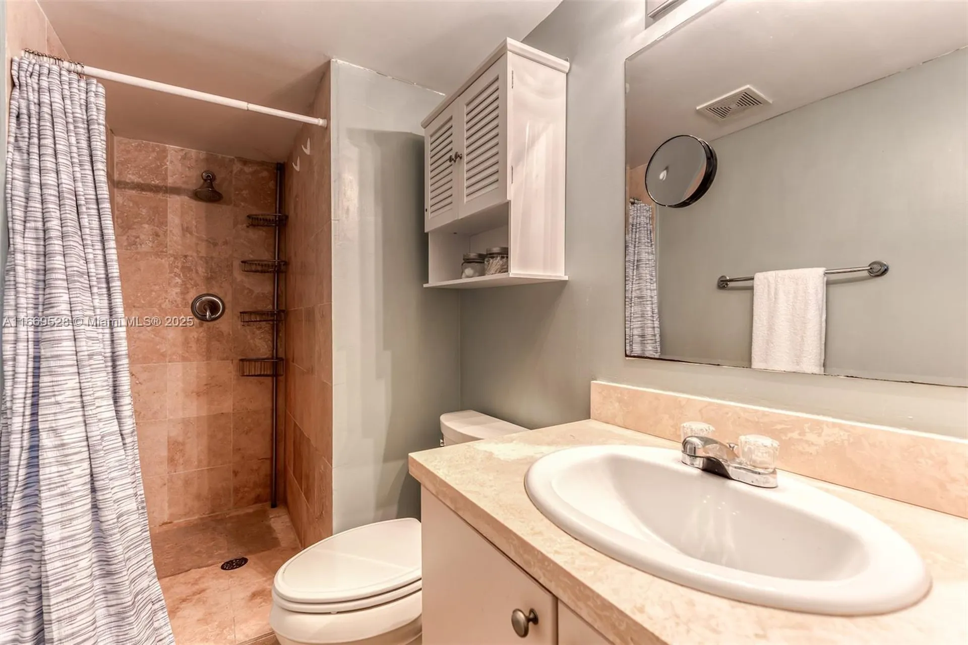 840 Pine Drive Pompano Beach FL 33060
