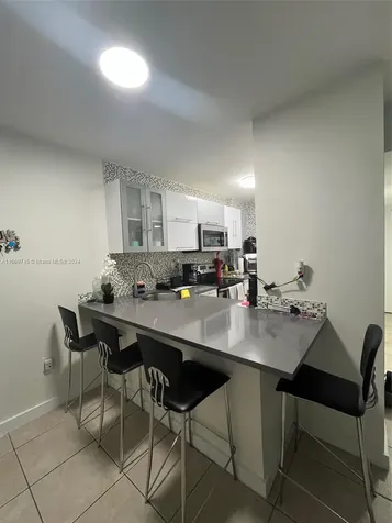 8075 NW 7th Street Miami FL 33126