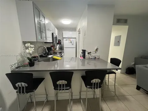 8075 NW 7th Street Miami FL 33126