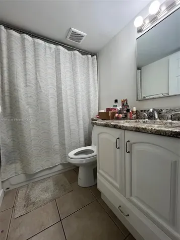 8075 NW 7th Street Miami FL 33126
