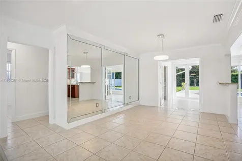 2280 NE 203rd Terrace Miami FL 33180