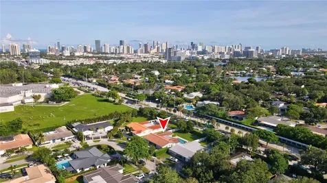 2280 NE 203rd Terrace Miami FL 33180