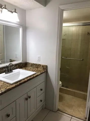 423 NE 210th Circle Terrace Miami FL 33179