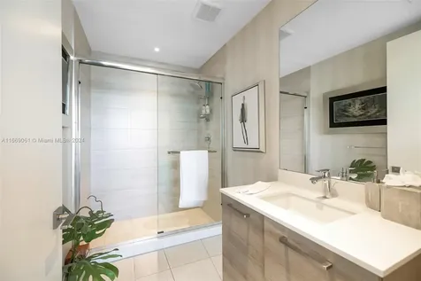 5500 Island Estates Drive Aventura FL 33160