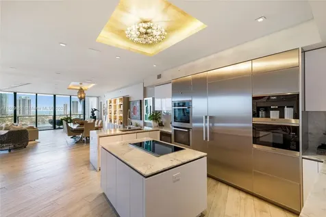 5500 Island Estates Drive Aventura FL 33160
