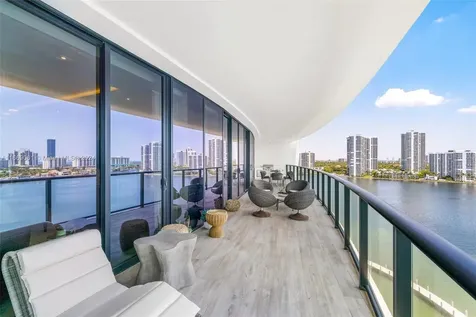 5500 Island Estates Drive Aventura FL 33160