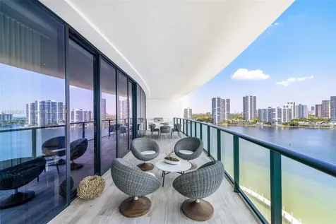 5500 Island Estates Drive Aventura FL 33160