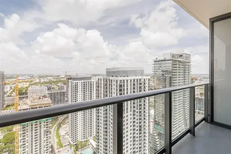 601 NE 1st Street Miami FL 33132