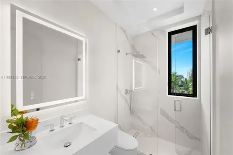 262 189th Terrace Sunny Isles Beach FL 33160