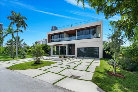 262 189th Terrace Sunny Isles Beach FL 33160