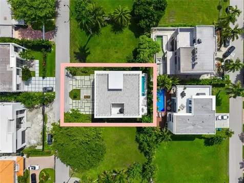 262 189th Terrace Sunny Isles Beach FL 33160