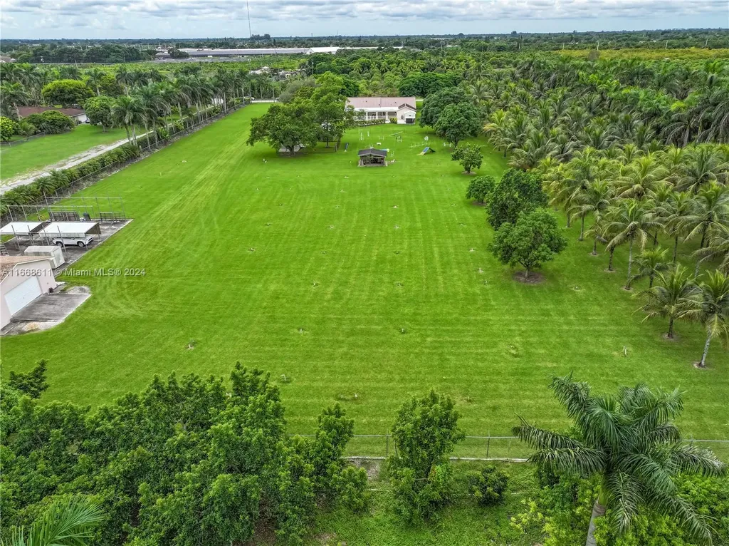 17905 SW 188th Street Miami FL 33187