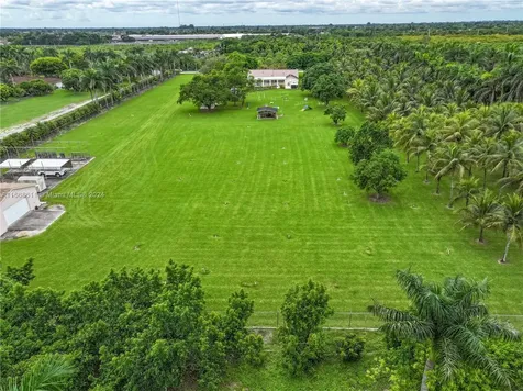 17905 SW 188th Street Miami FL 33187