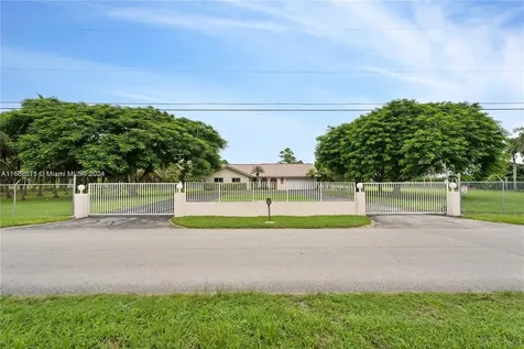 17905 SW 188th Street Miami FL 33187