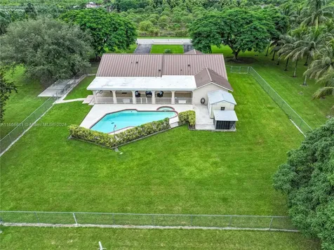 17905 SW 188th Street Miami FL 33187