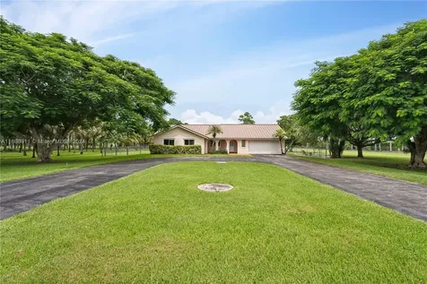 17905 SW 188th Street Miami FL 33187