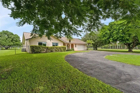 17905 SW 188th Street Miami FL 33187