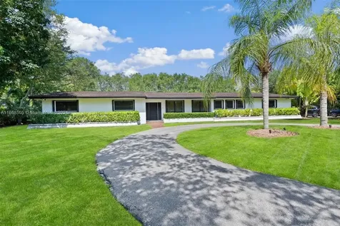 10840 SW 67th Avenue Pinecrest FL 33156