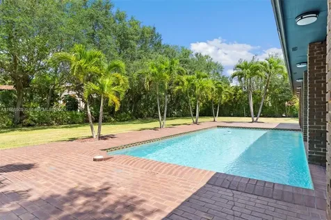 10840 SW 67th Avenue Pinecrest FL 33156