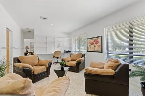 10840 SW 67th Avenue Pinecrest FL 33156