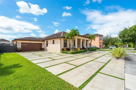 12764 SW 204th Street Miami FL 33177