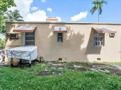 1810 NW 16th Terrace Miami FL 33125