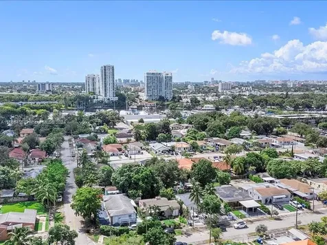 1810 NW 16th Terrace Miami FL 33125