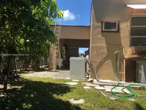 1810 NW 16th Terrace Miami FL 33125