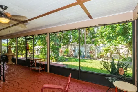 9755 SW 215th Lane Cutler Bay FL 33189