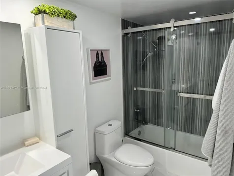 19370 Collins Avenue Sunny Isles Beach FL 33160