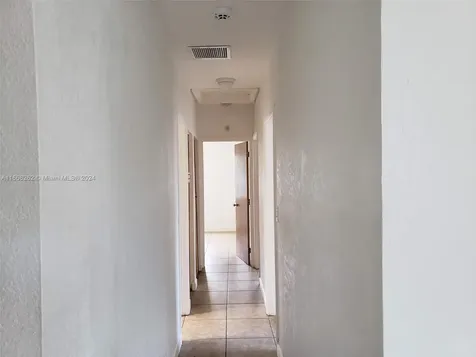 1423 NE 175th Street North Miami Beach FL 33162