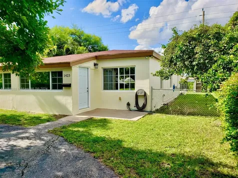 1423 NE 175th Street North Miami Beach FL 33162