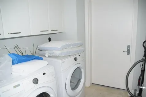 17001 Collins Avenue Sunny Isles Beach FL 33160