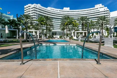 4391 Collins Avenue Miami Beach FL 33140