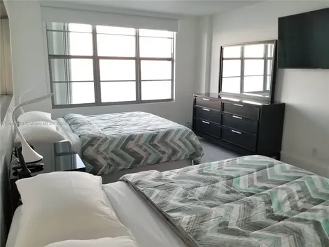 5161 Collins Avenue Miami Beach FL 33140