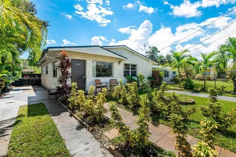 4210 SW 21st Street West Park FL 33023