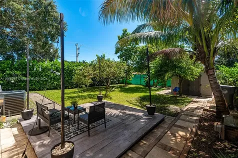 4210 SW 21st Street West Park FL 33023