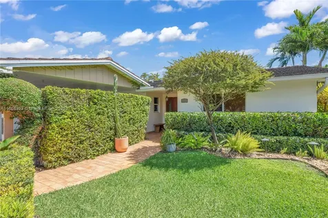 8535 SW 80th Place Miami FL 33143