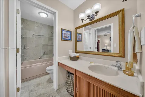 8535 SW 80th Place Miami FL 33143
