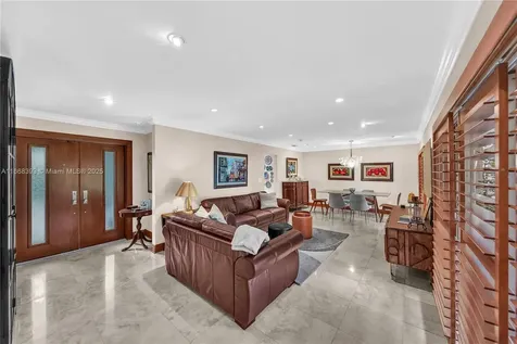 8535 SW 80th Place Miami FL 33143